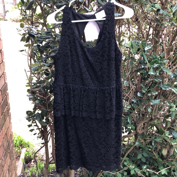 Black Lace Peplum Mini Dress Urban Outfitters L - Picture 1 of 3